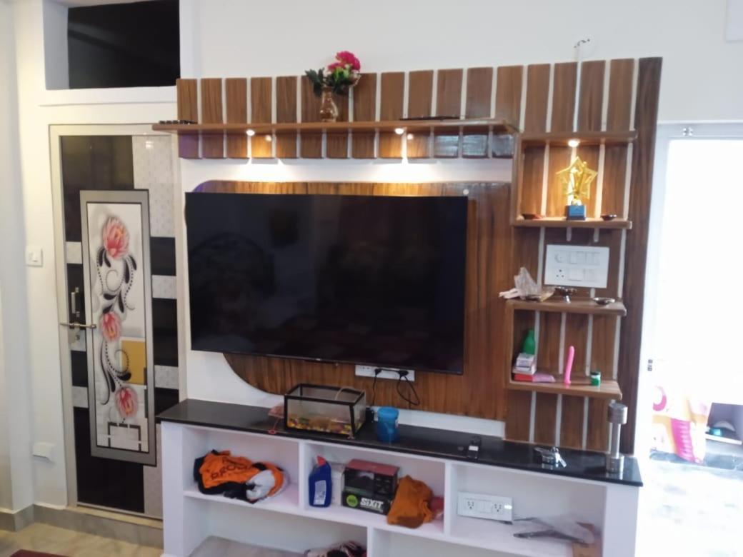 Dziire Service Apartment Hyderabad Bagian luar foto